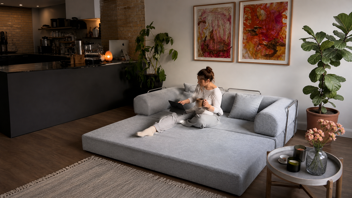 Snuggle 83"